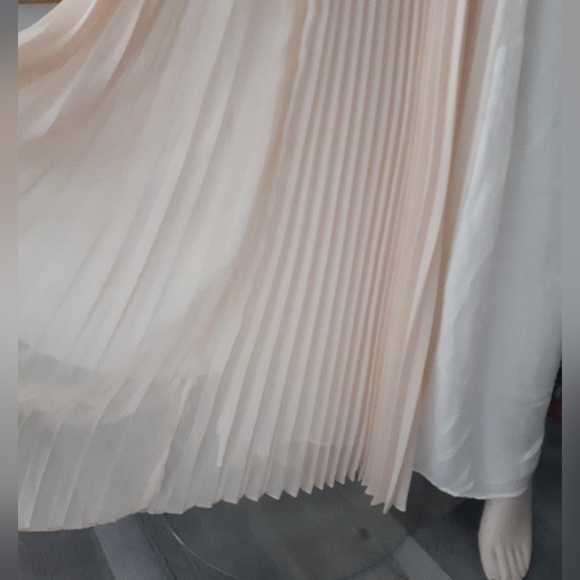 Parker | V- Neck Spaghetti Strap Gown - Picture 11 of 13